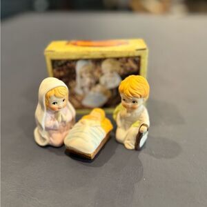 NEW in box Nobel Hall 7562 Manger Figurines Nativity 3 Piece Set